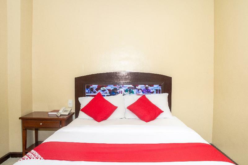 Oyo 133 Jazzy James Country Hotel 2 Davao Exterior photo
